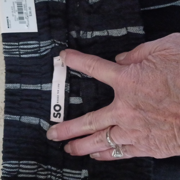 NWT SO - High Waisted Shorts - Picture 5 of 14